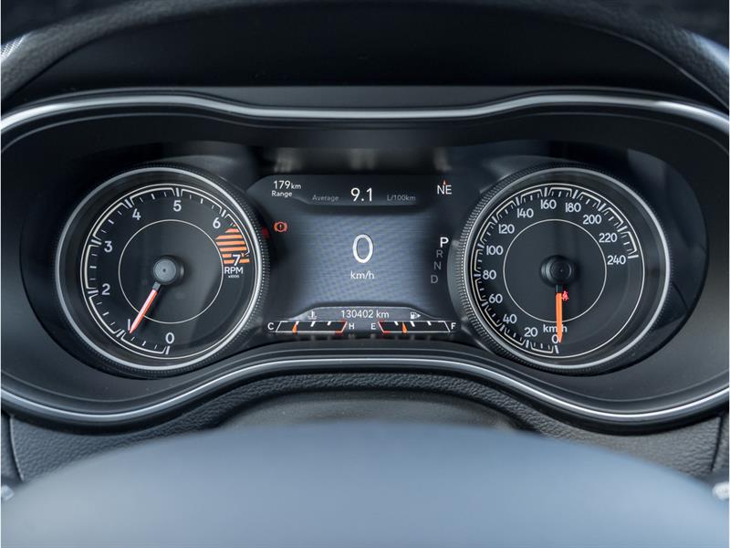 jeep Cherokee 2019 - 11