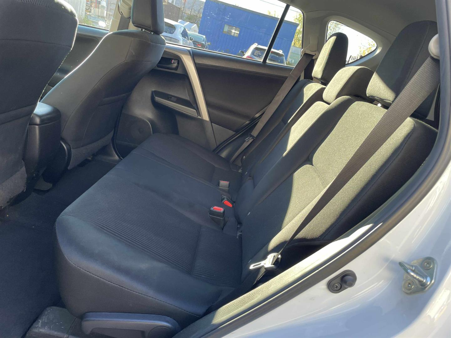 toyota RAV4 2018 - 9