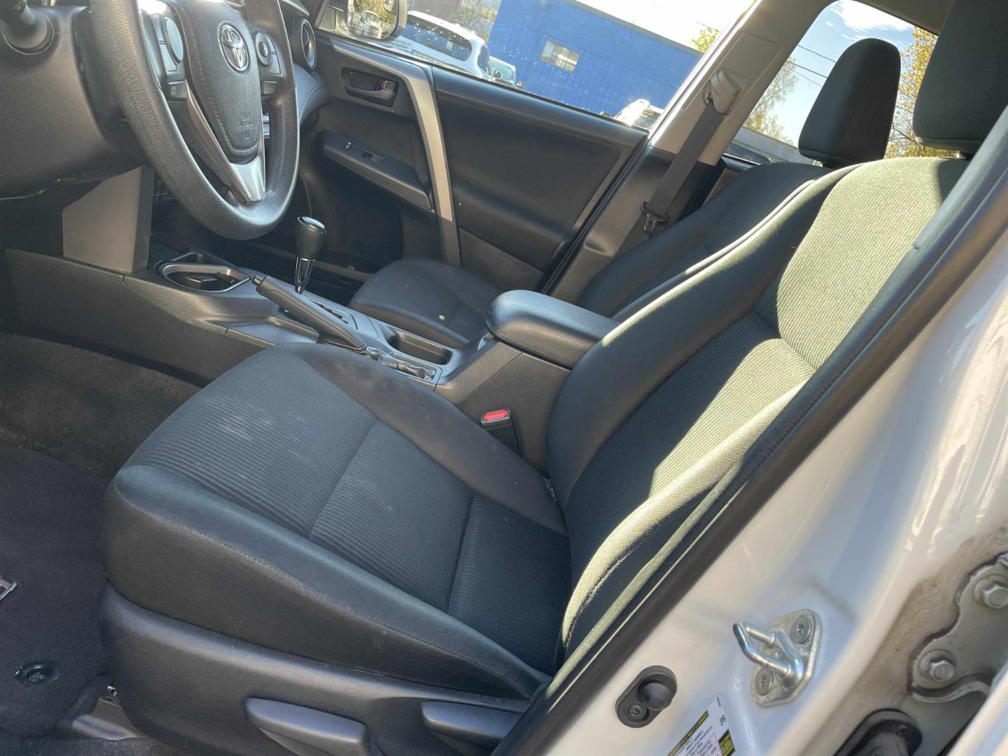 toyota RAV4 2018 - 10