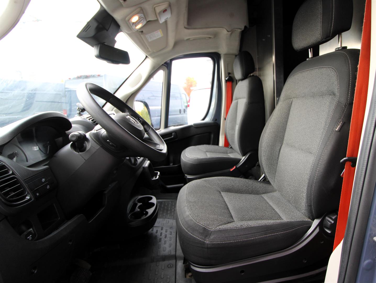 ram ProMaster fourgonnette utilitaire 2022 - 13