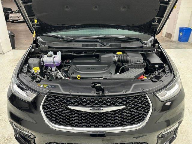 chrysler Pacifica 2025 - 9