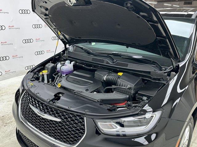 chrysler Pacifica 2025 - 10