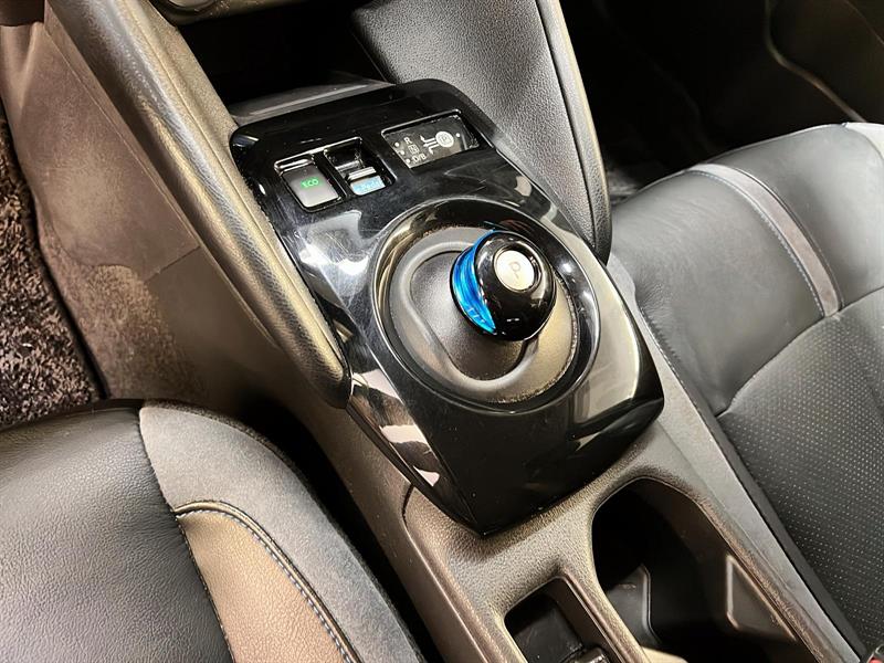 nissan LEAF 2020 - 13