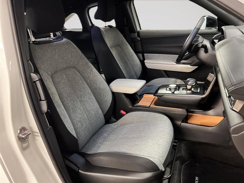 mazda MX-30 2023 - 8