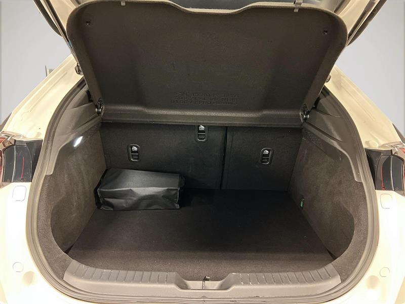 mazda MX-30 2023 - 12