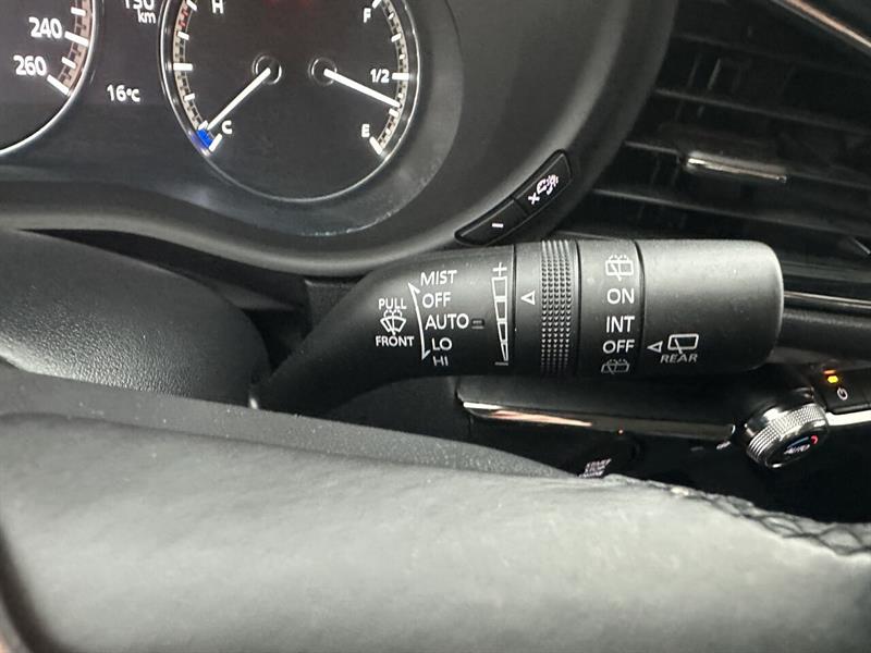 mazda CX-30 2022 - 23