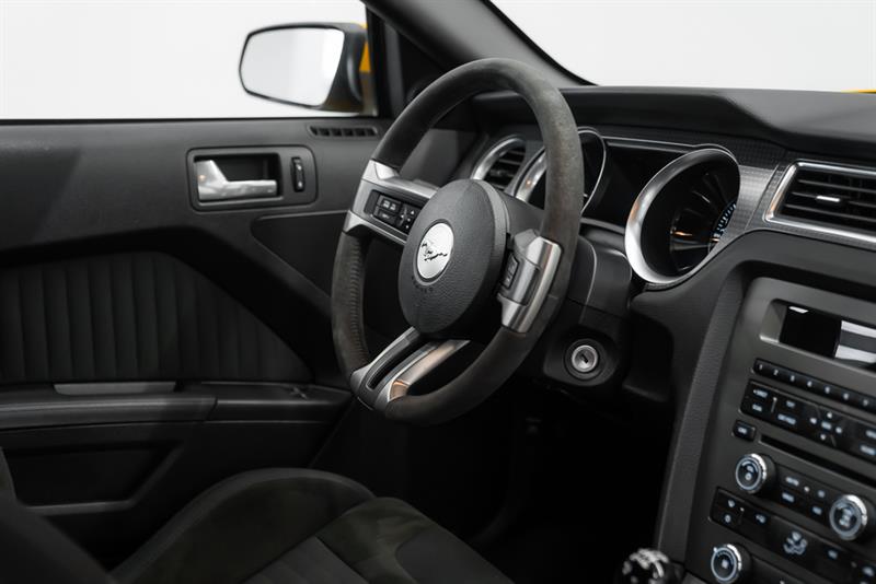 ford Mustang 2013 - 12