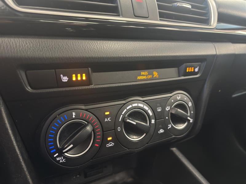 mazda Mazda3 2016 - 27