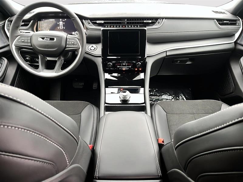 jeep Grand Cherokee 2025 - 14