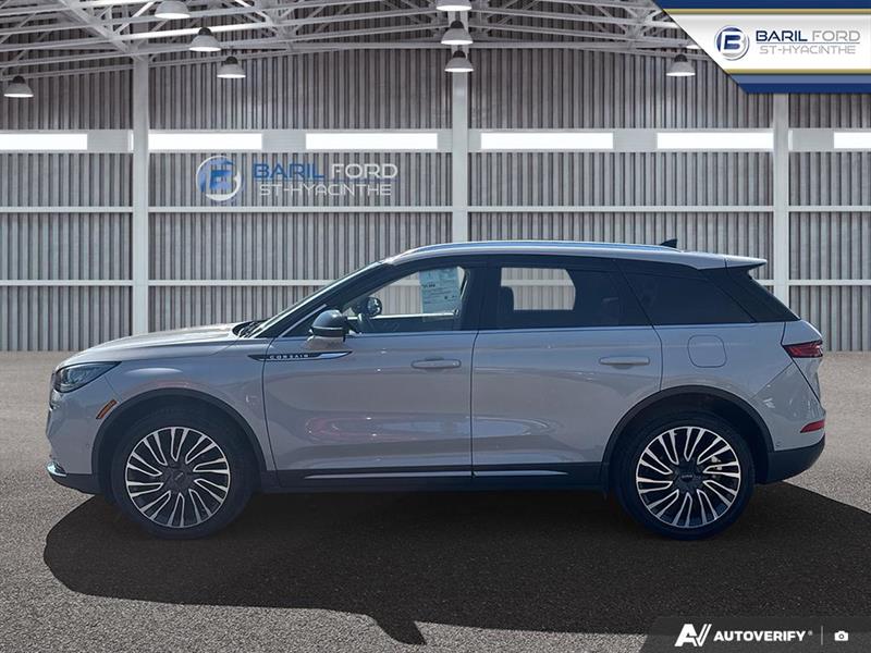 lincoln Corsair 2021 - 3