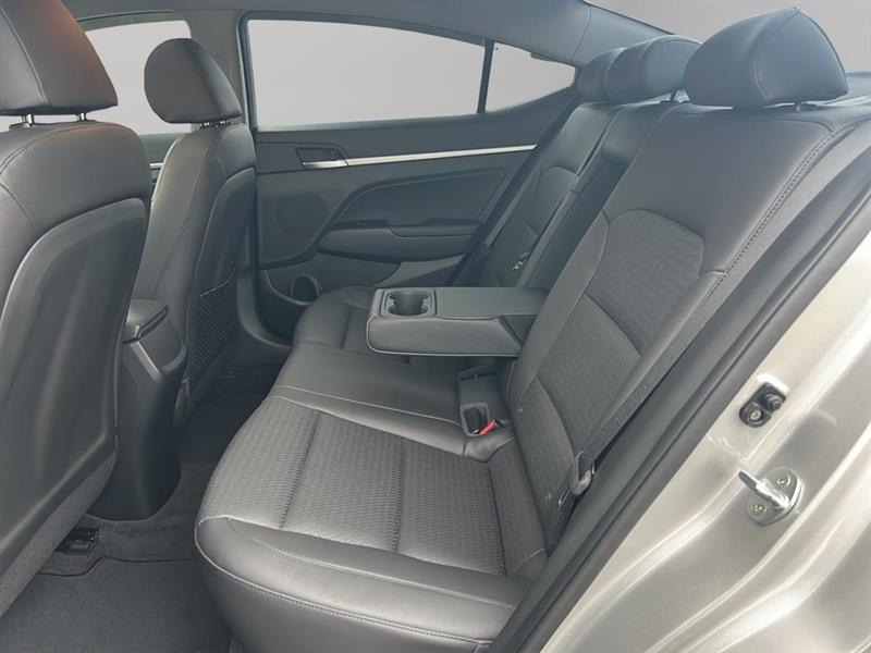 hyundai Elantra 2020 - 16