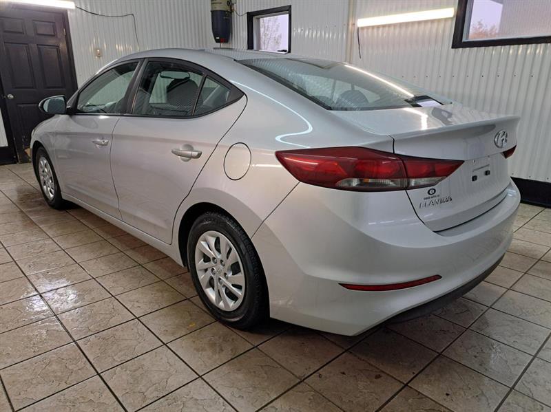 hyundai Elantra 2017 - 2