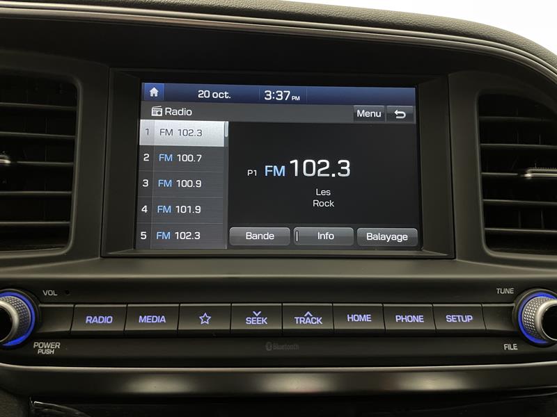 hyundai Elantra 2020 - 18