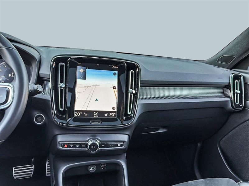 volvo XC40 2022 - 12