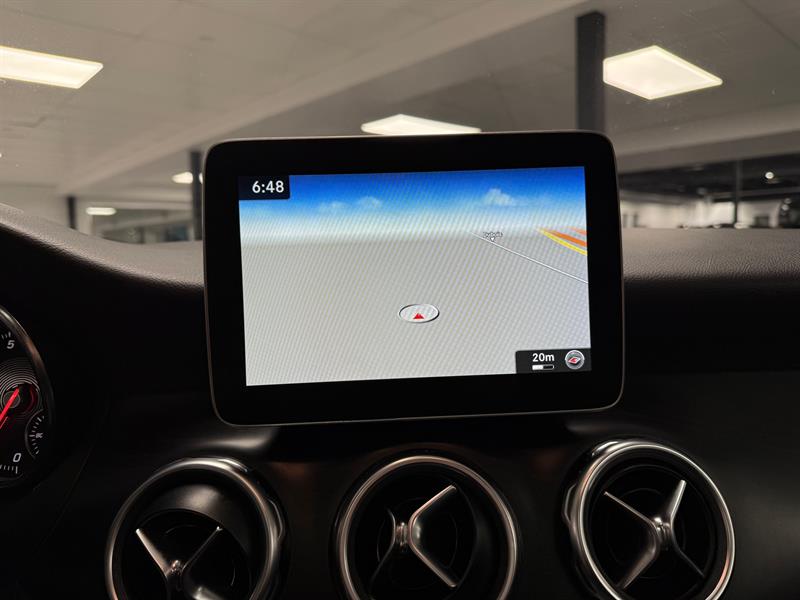 mercedes-benz GLA 250 2019 - 19