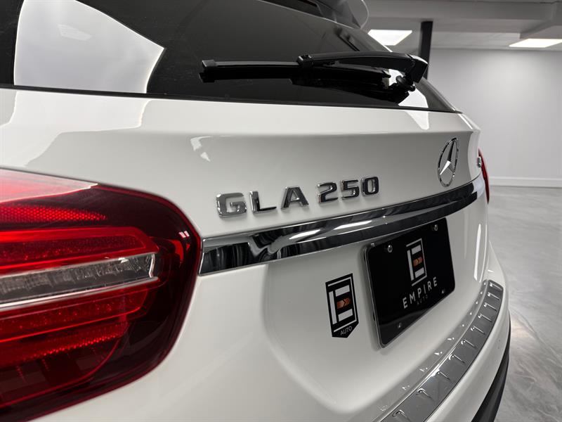 mercedes-benz GLA 250 2019 - 26