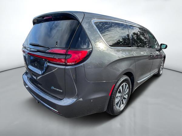 chrysler Pacifica Hybrid 2022 - 5