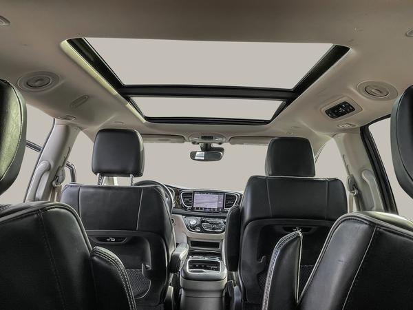 chrysler Pacifica Hybrid 2022 - 12