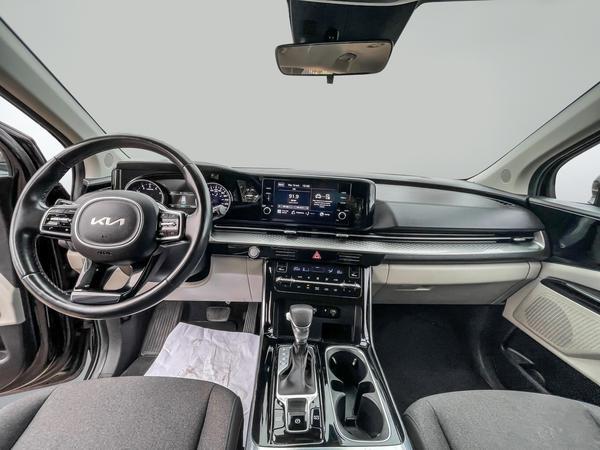 kia Carnival 2022 - 9