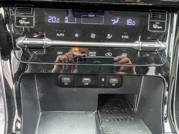 kia Carnival 2022 - 12