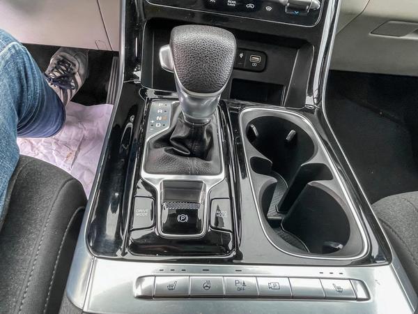 kia Carnival 2022 - 13