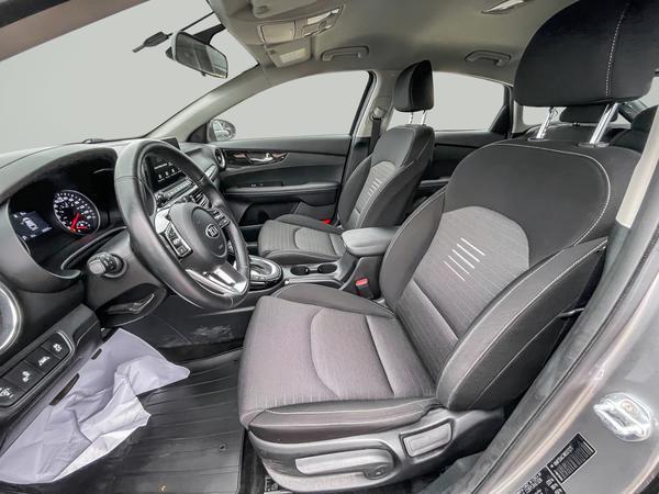 kia Forte5 2021 - 11