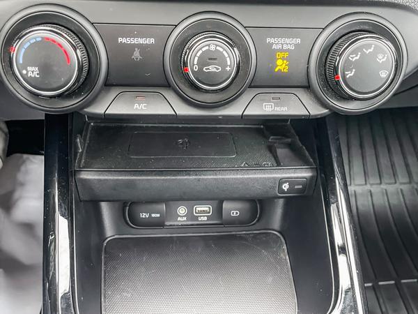 kia Forte5 2021 - 17