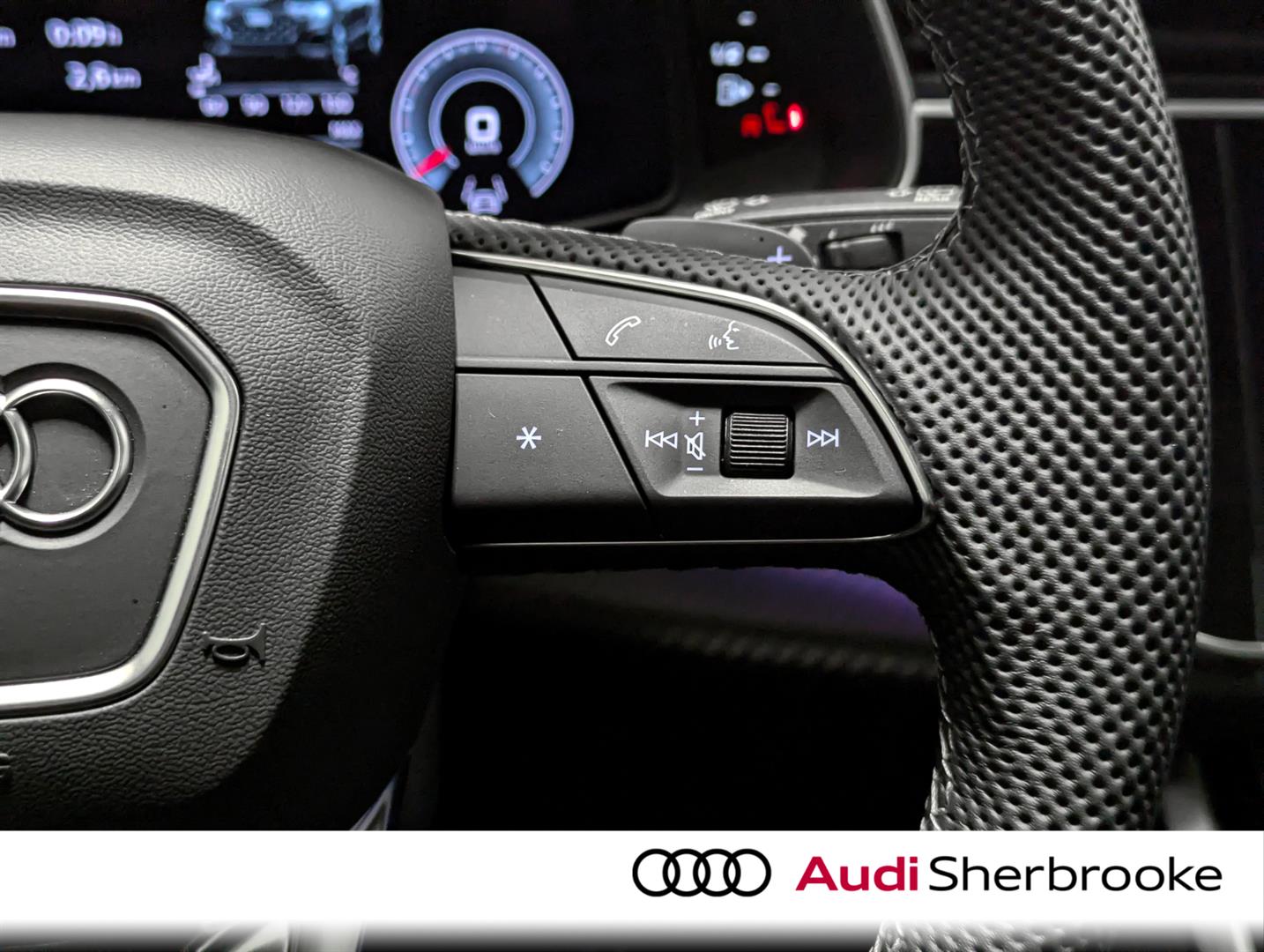 audi SQ8 2025 - 21