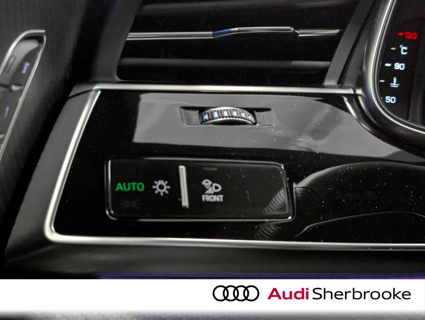 audi SQ8 2025 - 23
