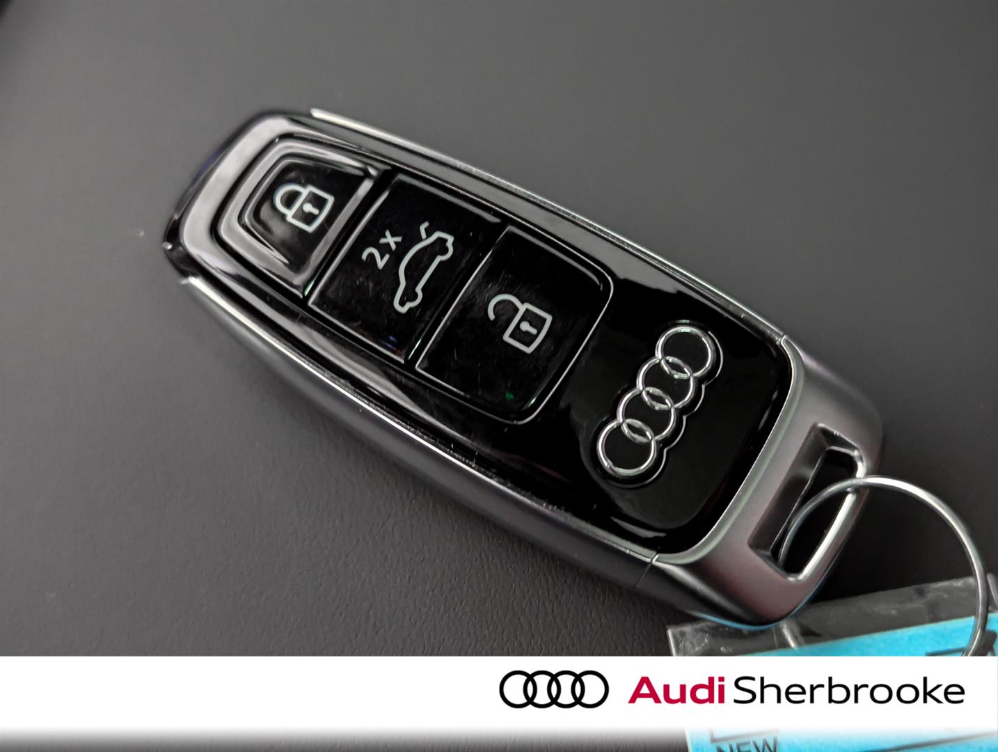 audi SQ8 2025 - 27