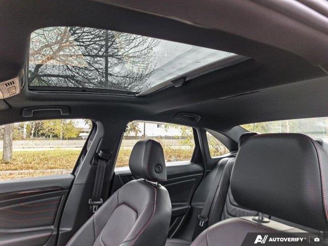 volkswagen Jetta GLI 2022 - 28