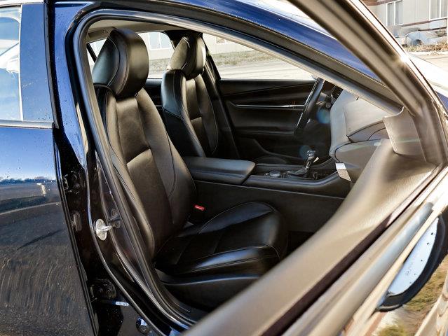 mazda Mazda3 2021 - 30