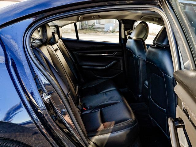 mazda Mazda3 2021 - 31