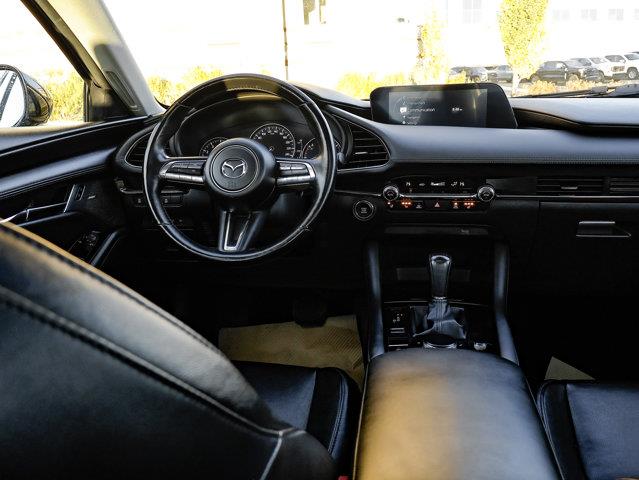 mazda Mazda3 2021 - 32