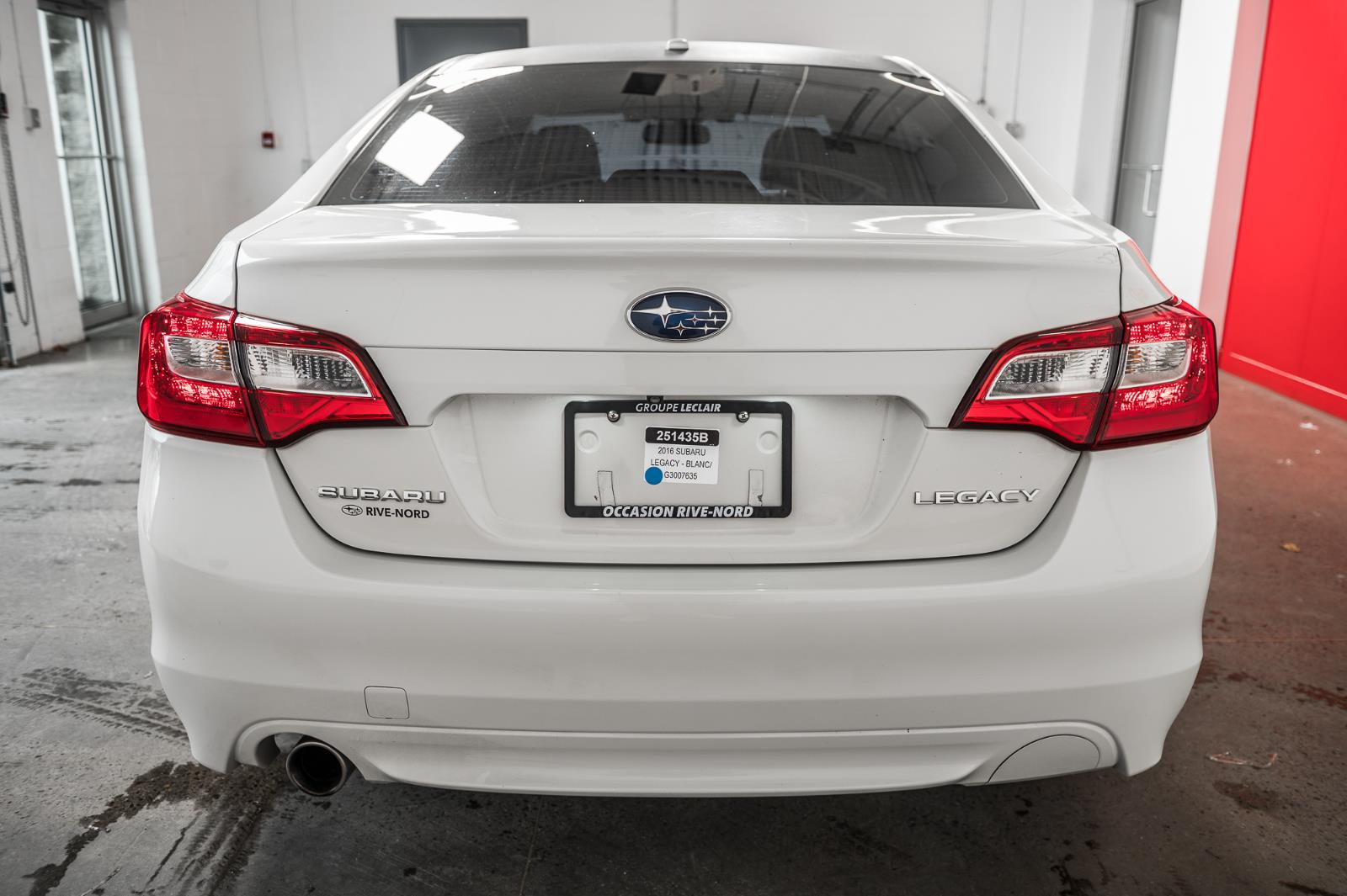 subaru Legacy 2016 - 14