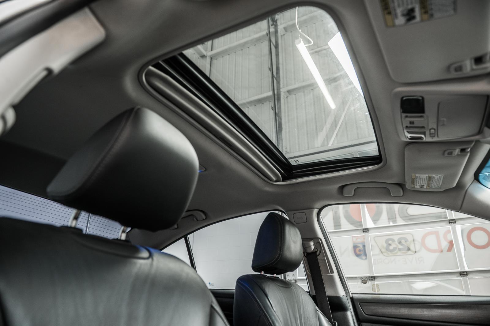 subaru Legacy 2016 - 43