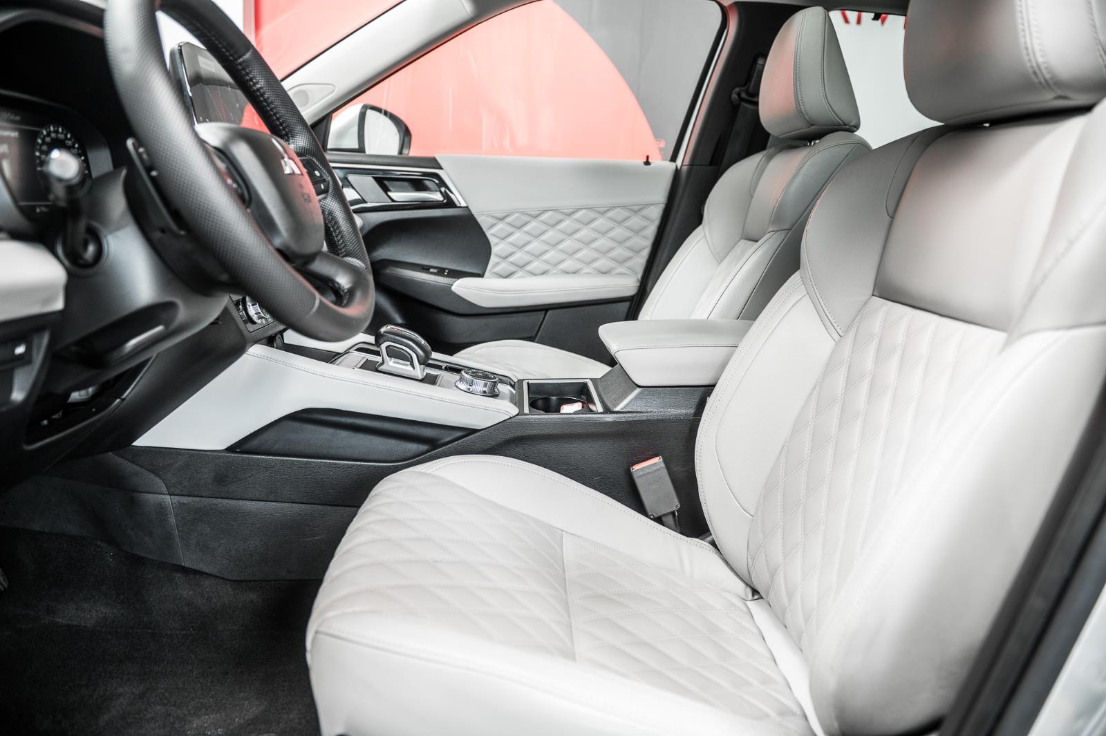 mitsubishi Outlander 2023 - 24