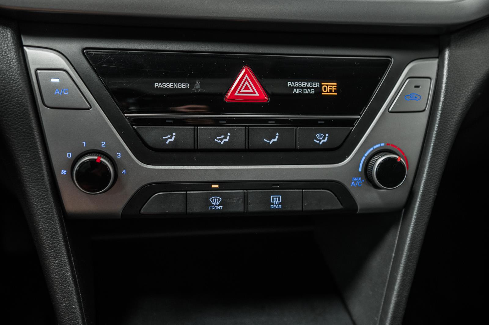 hyundai Elantra 2018 - 29