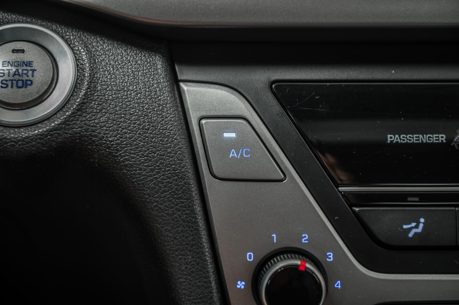 hyundai Elantra 2018 - 30