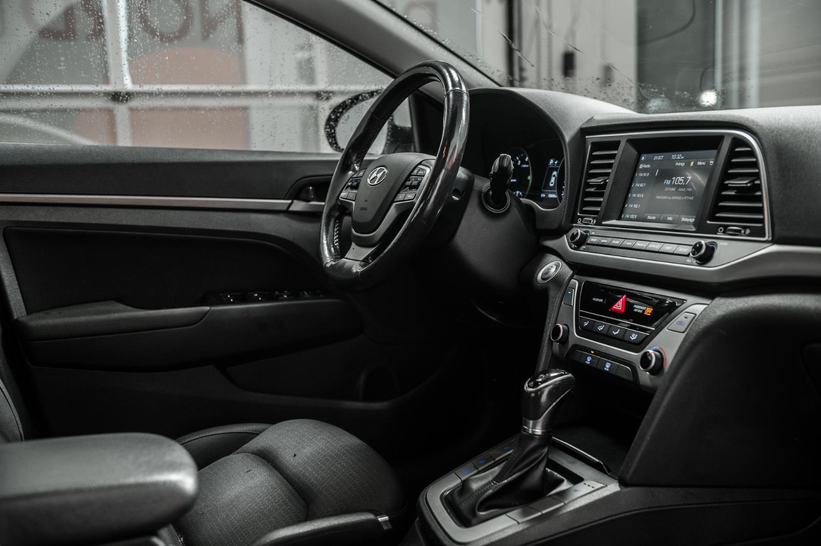 hyundai Elantra 2018 - 37