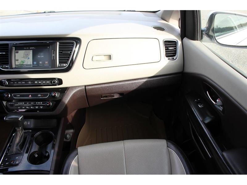 kia Sedona 2017 - 26