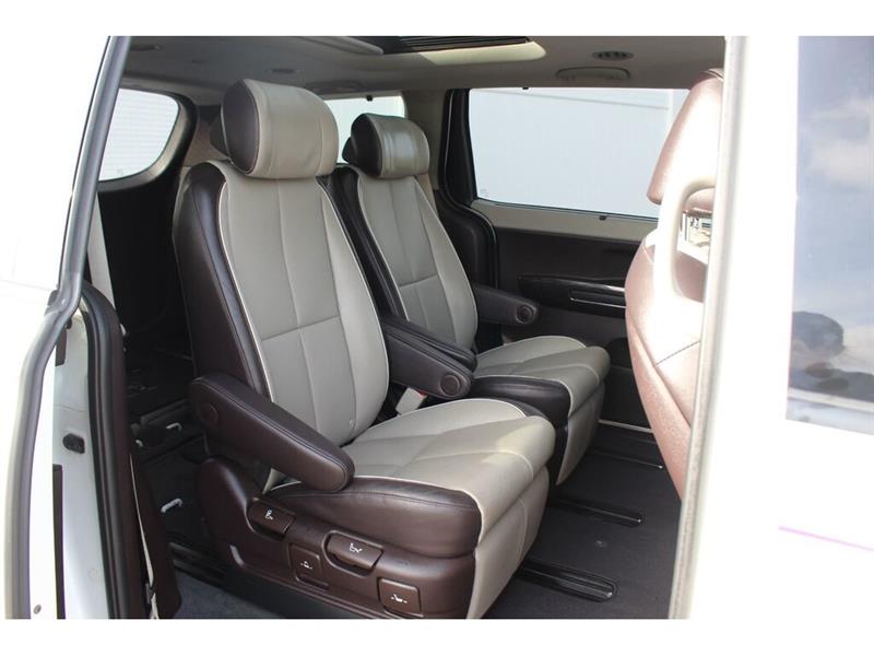 kia Sedona 2017 - 54