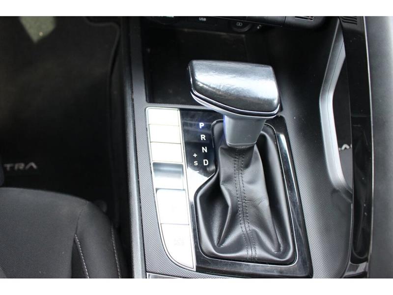 hyundai Elantra hybride 2022 - 38