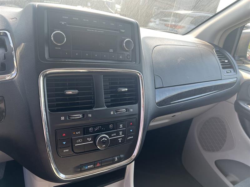 dodge Grand Caravan 2016 - 23