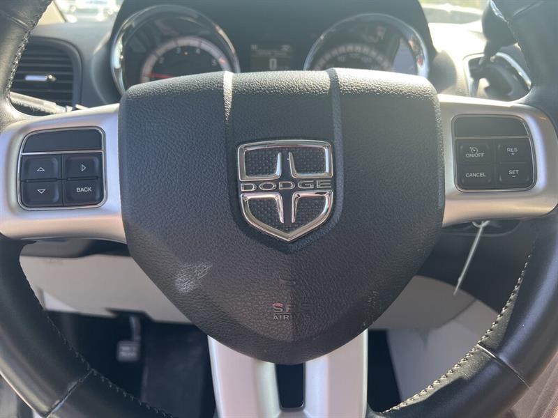 dodge Grand Caravan 2016 - 24