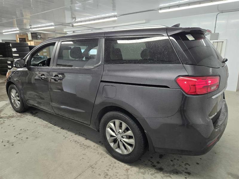 kia Sedona 2021 - 5