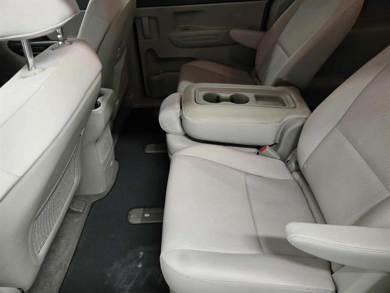 kia Sedona 2021 - 15