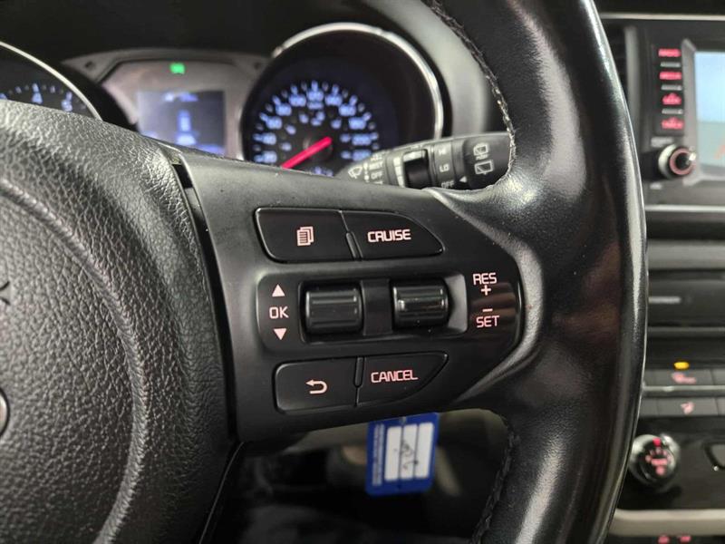 kia Sedona 2021 - 22