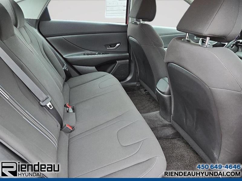 hyundai Elantra 2022 - 12