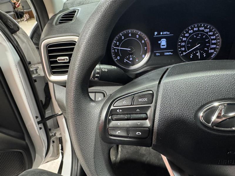 hyundai Venue 2022 - 16